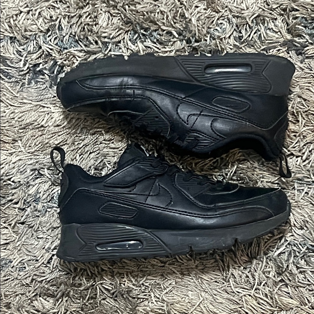 Nike: Air Max 90 Leather Kids' Shoes
